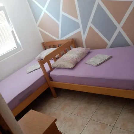 Apartman Ivana * Vir